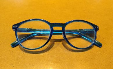 blaue Brille